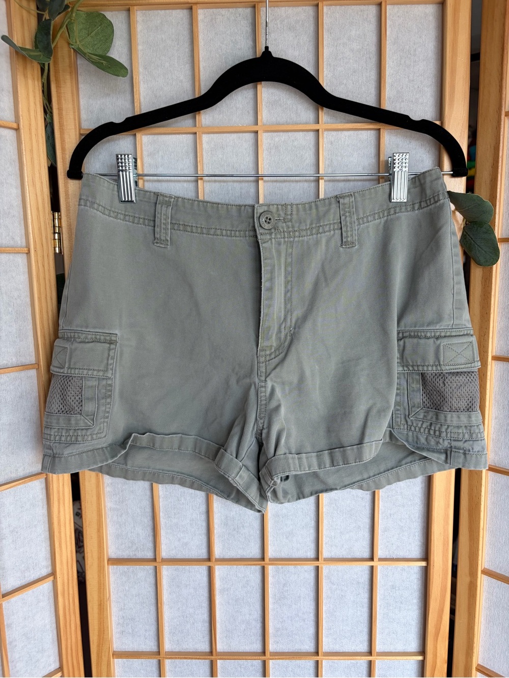 Old Navy Olive Green Cargo Shorts for Women